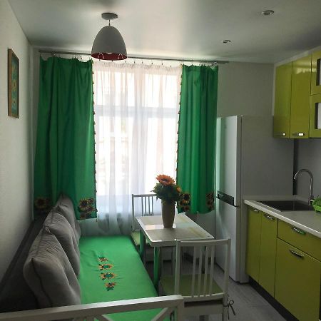 Marylu Home Lviv Exteriör bild