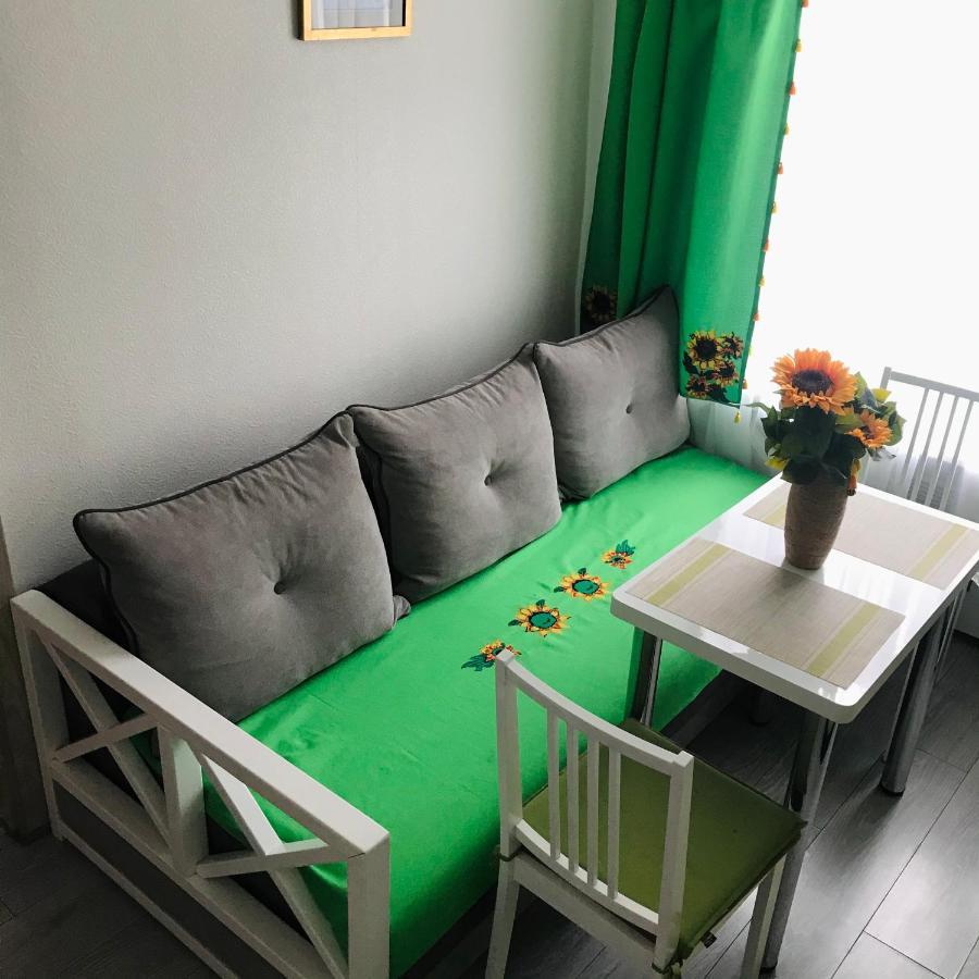 Marylu Home Lviv Exteriör bild
